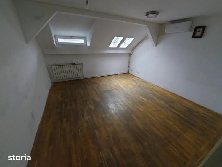 Spațiu comercial, de 332 mp, în P-ța Muncii