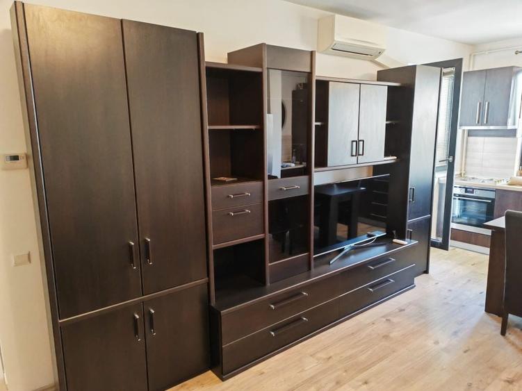 Apartament cu 2 camere decomandat în Exterior Vest