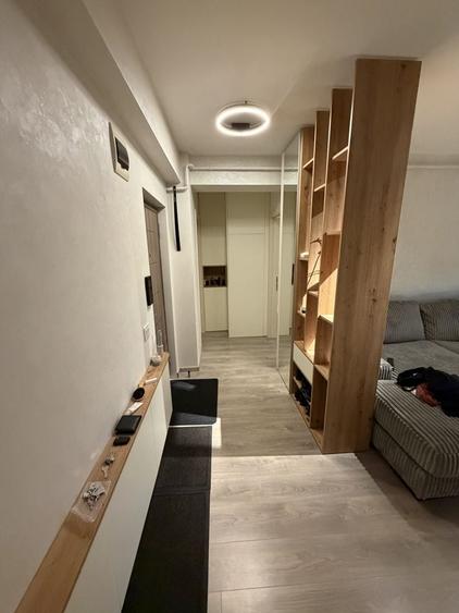 Apartament cu 3 camere semidecomandat în Copou