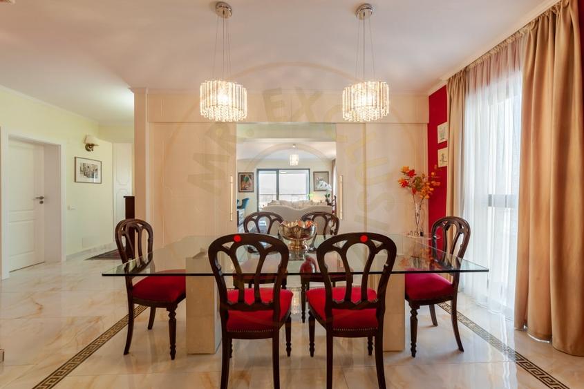 Apartament cu 3 camere decomandat, mobilat în Central