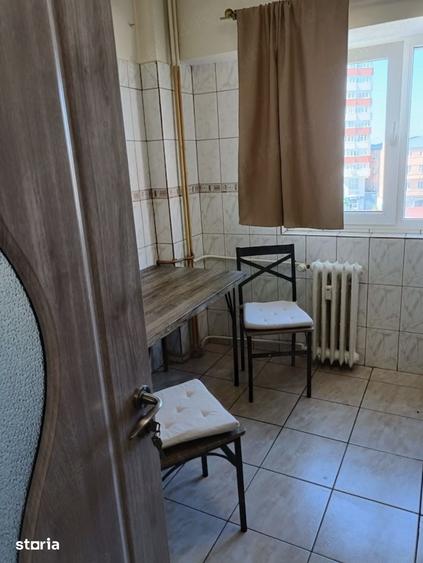 Apartament cu 2 camere semidecomandat în Aviatorilor