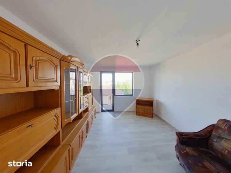 Apartament cu 2 camere decomandat în Central