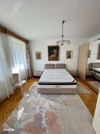 Apartament cu 2 camere decomandat în Centrul Istoric
