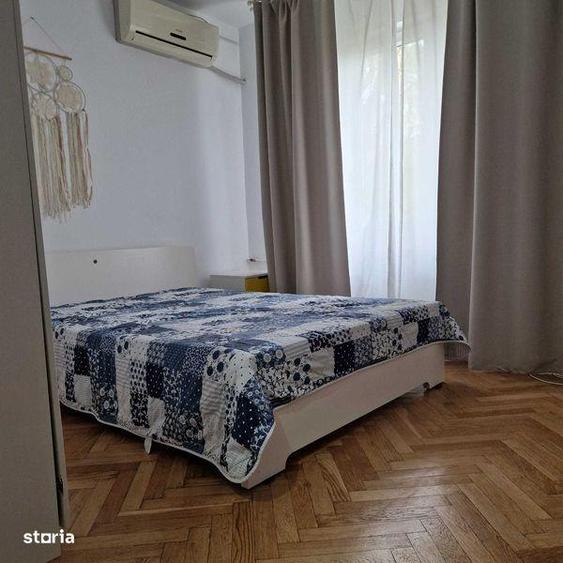 Apartament cu 3 camere, mobilat în Tei