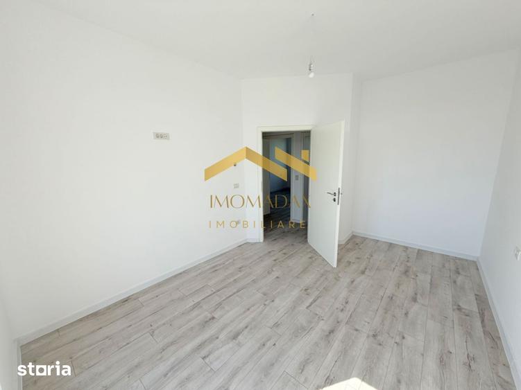 Casă cu 4 camere cu Teren 265 Mp în Sânmihaiu Român