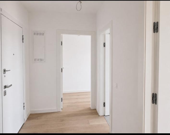 Apartament cu 2 camere decomandat în Aviației