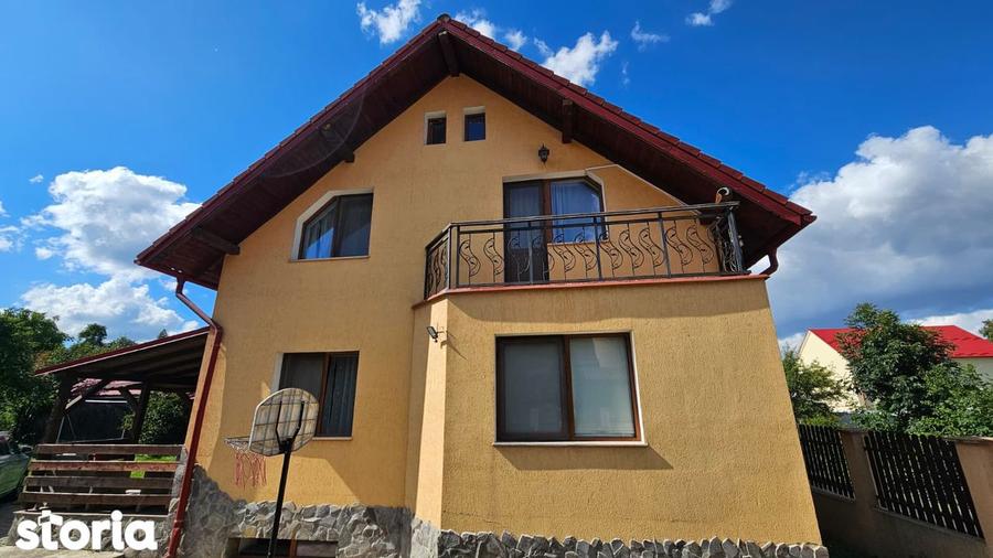 Casă cu 5 camere cu Teren 517 Mp în Turcheș
