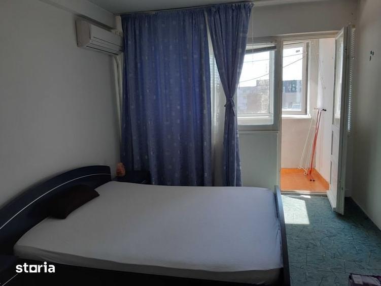 Apartament 3 camere de vanzare - 2