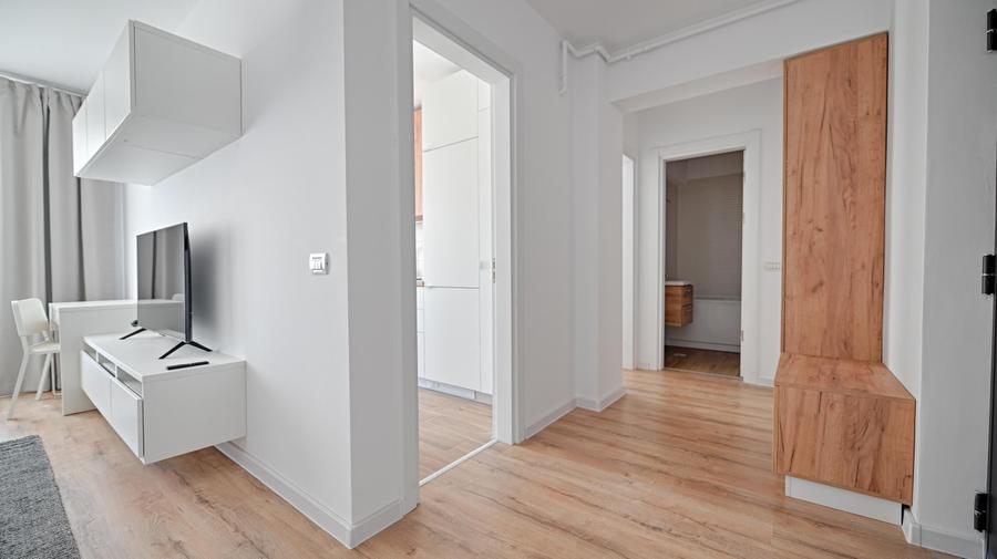 Apartament cu 3 camere decomandat, mobilat în Militari