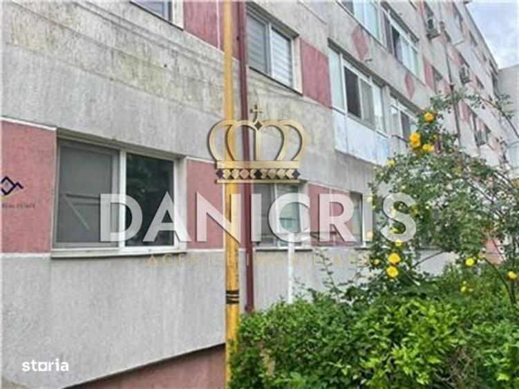 Garsonieră în Far