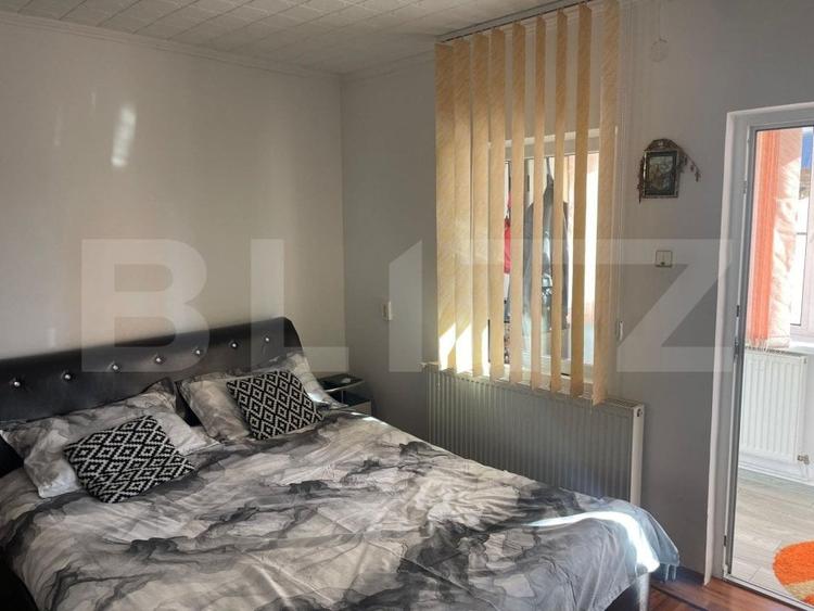 Casă individuală cu 5 camere cu Canalizare în Pucioasa