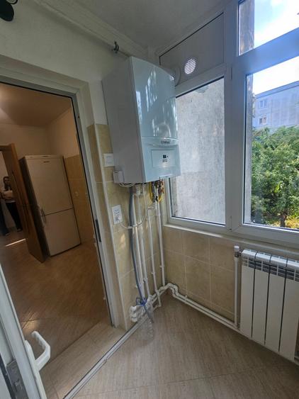 Apartament cu 2 camere decomandat în Nicolina