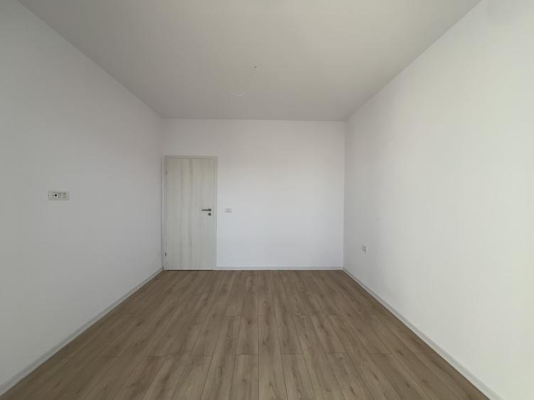 Apartament cu 2 camere decomandat în Giroc