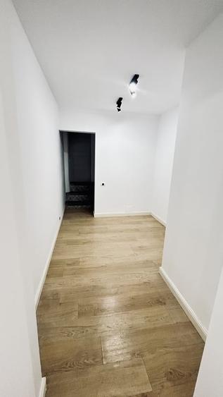 Apartament cu 3 camere în Calea Victoriei
