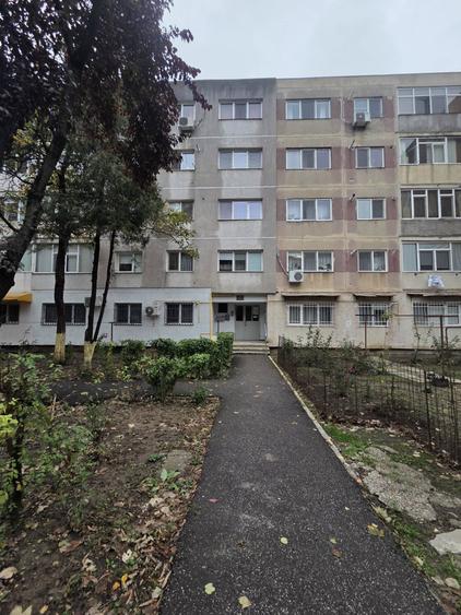 Apartament cu 2 camere decomandat în Tomis Nord