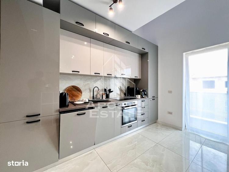Apartament cu 3 camere în Girocului