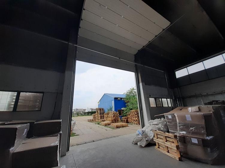 Spațiu industrial, de 1,065 mp, în Titan