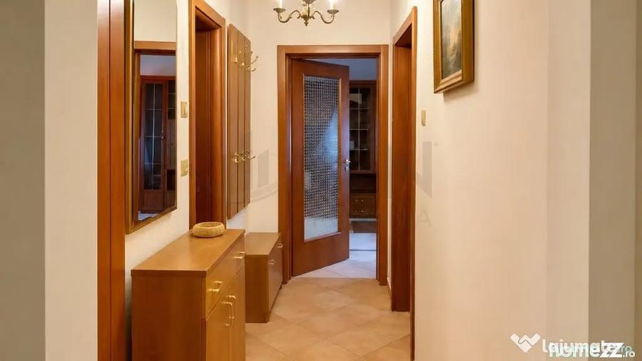 Apartament cu 2 camere decomandat în Banu Manta