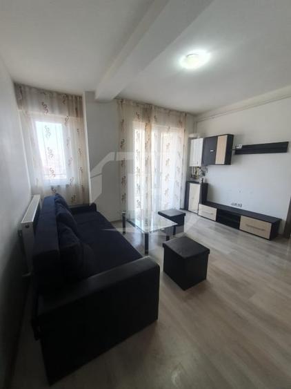 Apartament cu 3 camere semidecomandat, mobilat în Iris