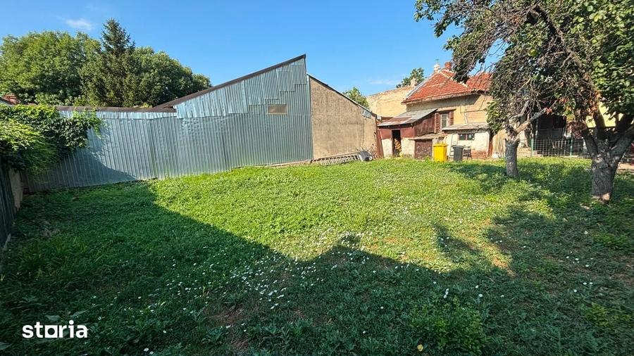 Casă cu Teren 500 Mp în Rahova