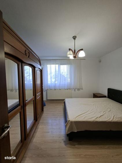 Casă cu 4 camere cu Teren 2600 Mp în Central