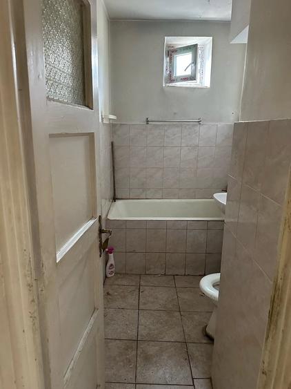 Apartament cu 2 camere nedecomandat în Central