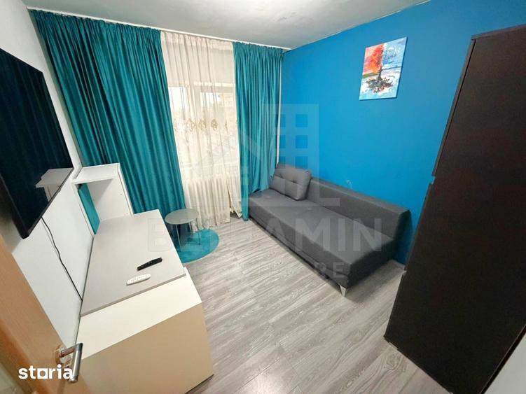 Apartament cu 3 camere decomandat în Florilor