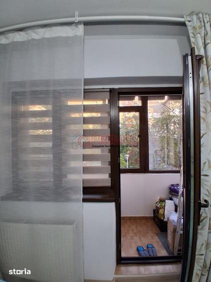 Apartament cu 2 camere decomandat în Văcăresti