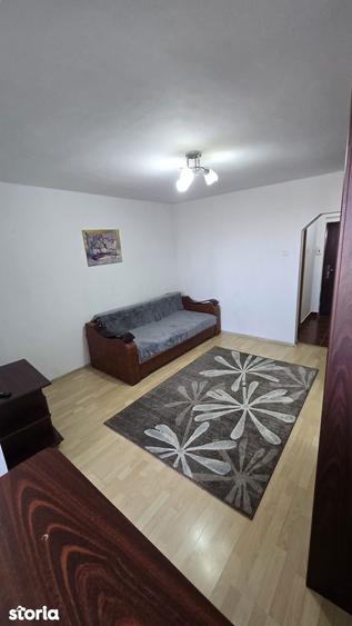 Garsonieră în Decebal