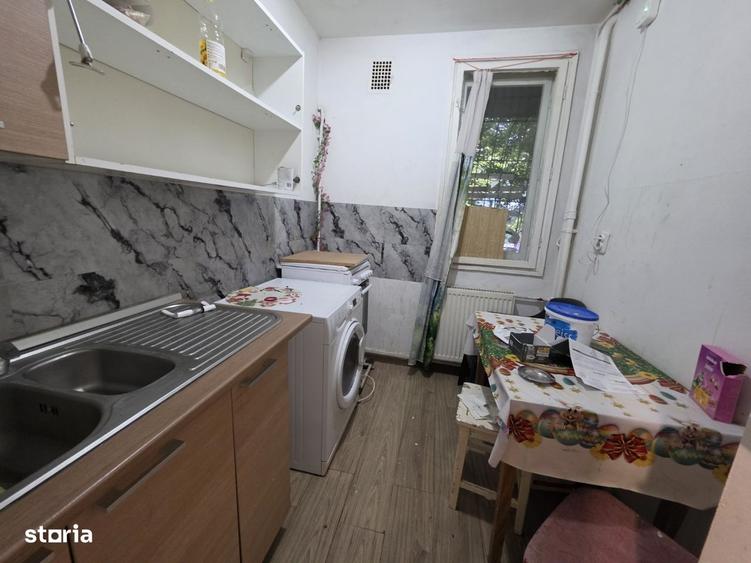 Garsonieră decomandată în Berceni