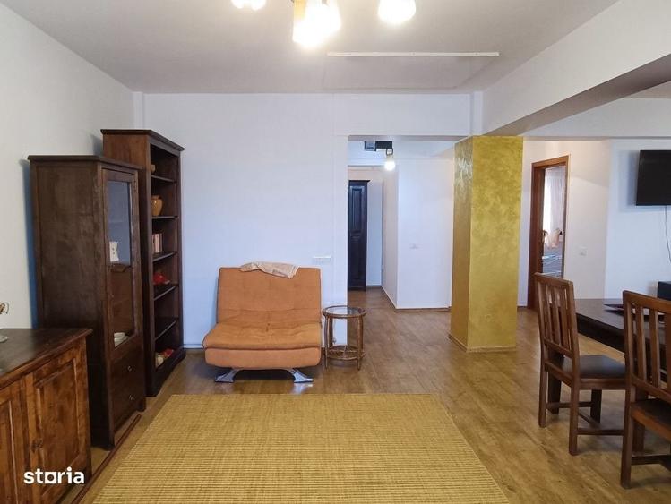 Apartament cu 3 camere decomandat în Peninsula