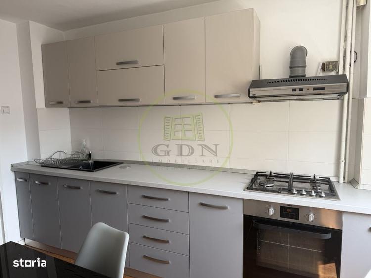 Apartament cu 3 camere decomandat în Centrul Civic