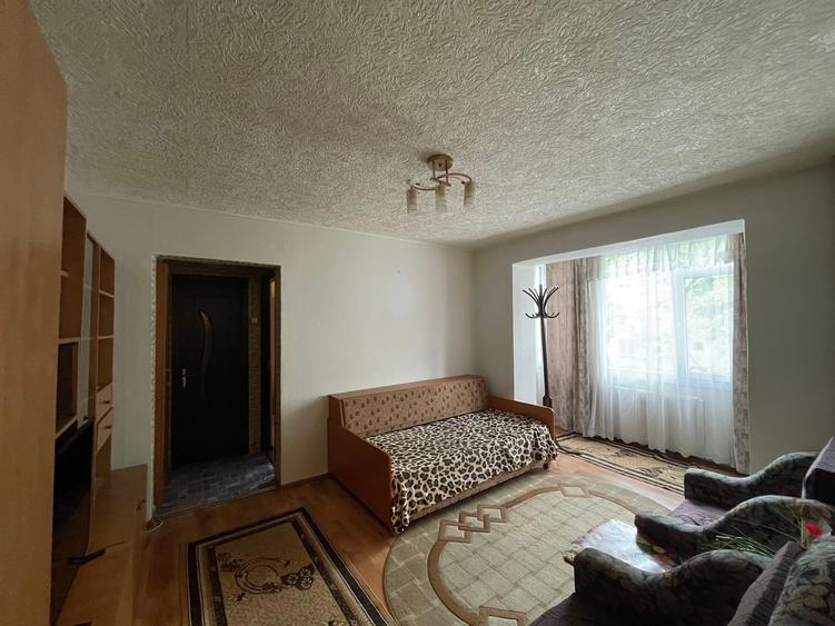 Apartament cu 2 camere semidecomandat în Trivale