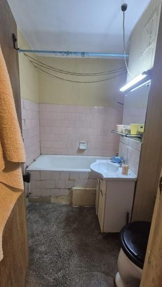 Garsonieră semidecomandată în Costin Georgian