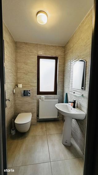 Casă cu Teren 740 Mp în Recea