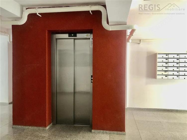 Pret negociat - Garsoniera spatioasa cu parcare bloc nou 3 minute de Coresi - 3
