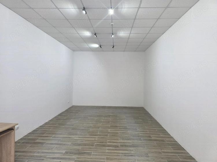 Spațiu comercial, de 40 mp, în Central
