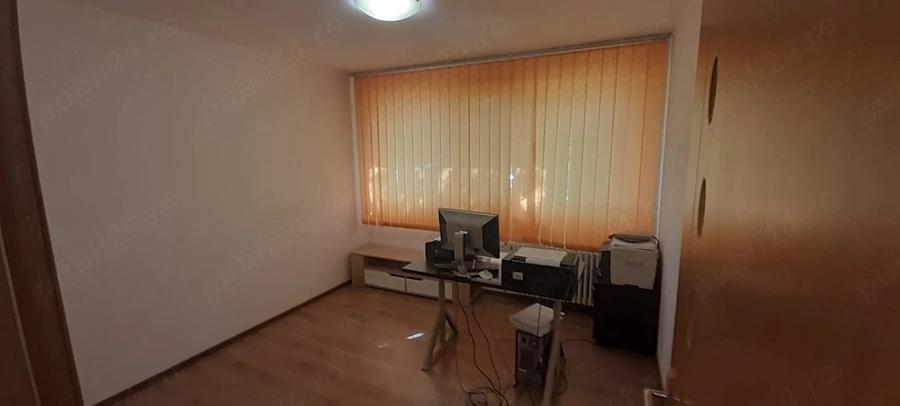 Apartament cu 2 camere semidecomandat în Cantemir