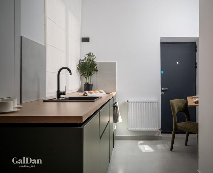 Apartament cu 3 camere decomandat, mobilat în Cișmigiu