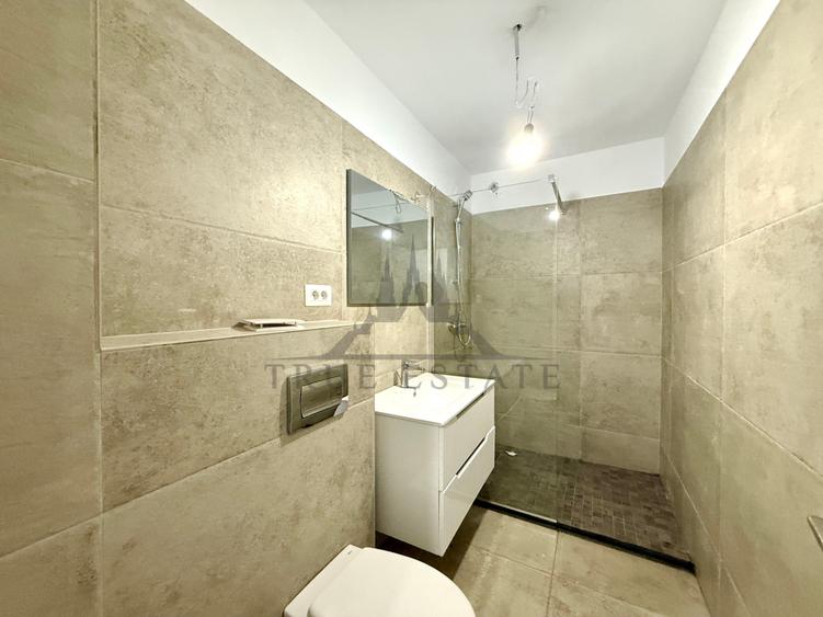 Apartament cu 3 camere decomandat în Moșilor