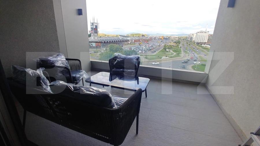 Apartament cu 2 camere decomandat, mobilat în Tractorul