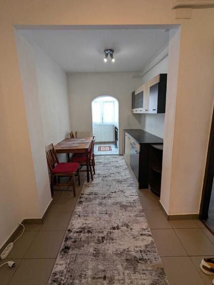 Apartament cu 2 camere decomandat în Torontalului