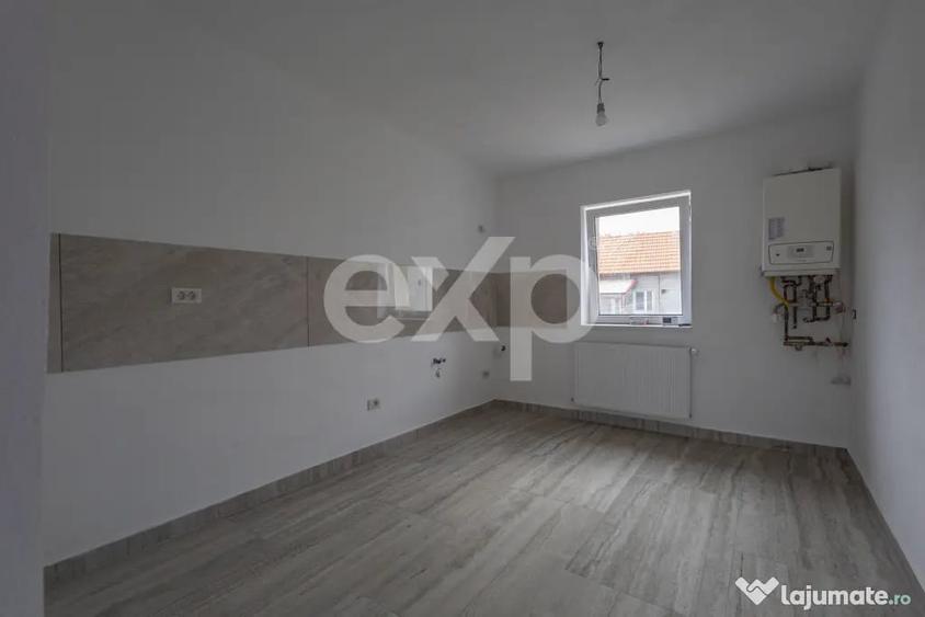 Casă cu 3 camere cu Teren 480 Mp în Utvin