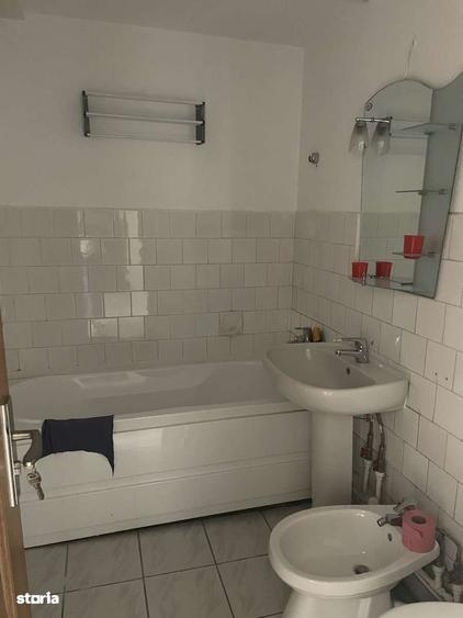 Apartament cu 3 camere decomandat în Barna