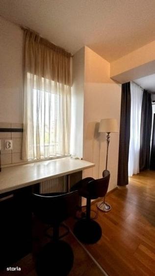 Apartament cu 2 camere semidecomandat, mobilat în Eminescu