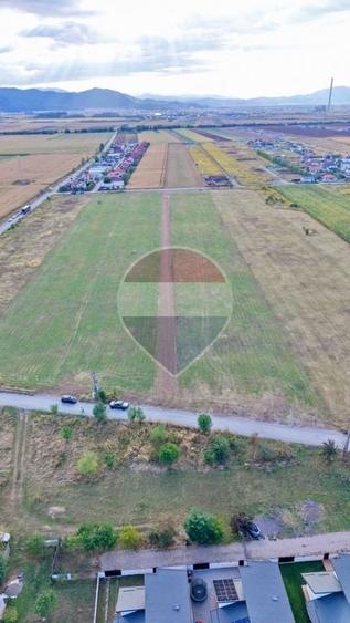 Teren Construcții intravilan de 600 mp, în Central