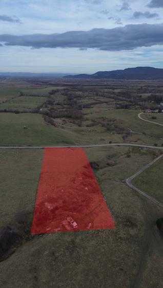 Teren intravilan de 1093 mp, în Tohanu Nou