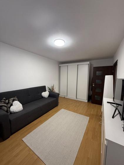 Apartament cu 2 camere decomandat în Rahova