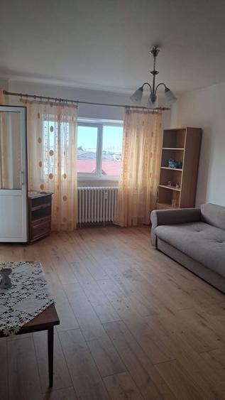 Vand garsoniera ,33 mp,mobilata,incalzire centralizata sector 3, zona Titan,str.Postasului, 2,etaj 5, pret 59500 euro - 8