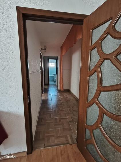 Apartament cu 3 camere decomandat în Micro 14